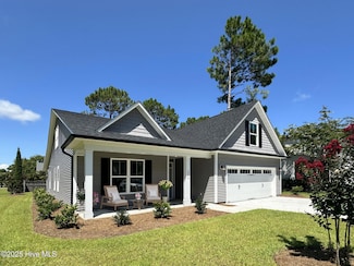 27 N Bandwheel Way, Hampstead, NC 28443