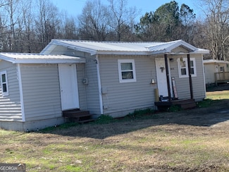 295 E Wright St, Winder, GA 30680