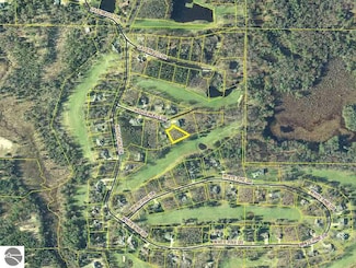 0 Wedgewood Dr Unit 1940813, Cadillac, MI 49601