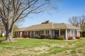 3641 Weems Rd, Weems, VA 22576