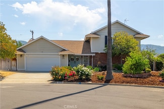 2010 Oakland Hills Dr, Corona, CA 92882