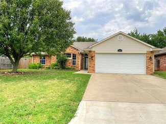 2200 Gray Dove Dr, Shawnee, OK 74804
