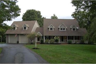 111 Ellery St, Wrentham, MA 02093
