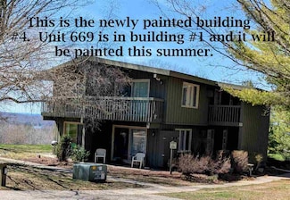 5712 Shanty Creek Rd, Bellaire, MI 49615