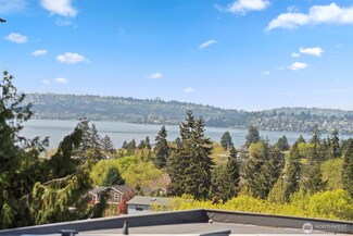 11121 NE 91st Ln, Kirkland, WA 98033