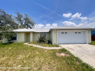 10487 Blythville Rd, Spring Hill, FL 34608