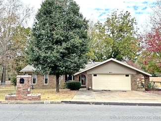 800 S Maple Ave, Tahlequah, OK 74464