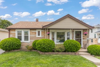 4531 Custer Ave, Lyons, IL 60534
