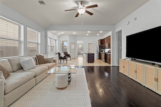 1611 Summer City Dr, Houston, TX 77047