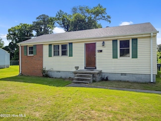 704 Seminole Trail, Jacksonville, NC 28540