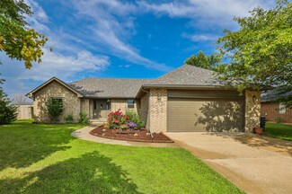 1595 S Sunset Ave, Bolivar, MO 65613