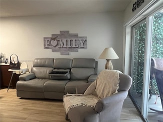 15711 SW 137th Ave Unit 101, Miami, FL 33177