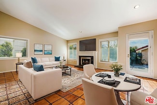 17141 Nevette Ct, Canyon Country, CA 91387