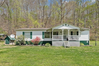 2020 Maple Swamp Rd, Waynesburg, KY 40489