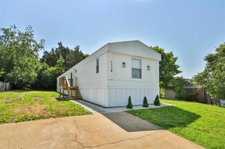 1114 Hackberry Dr, House Springs, MO 63051