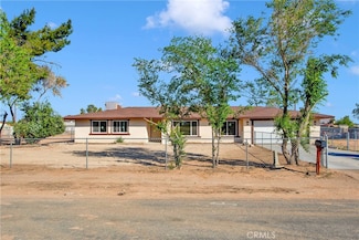 15130 Flathead Rd, Apple Valley, CA 92307