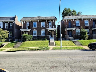 4648 Pope Ave, Saint Louis, MO 63115