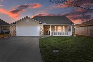 5408 S Downey Ct, Independence, MO 64055