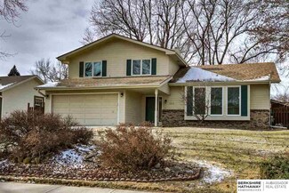 5912 S 149th St, Omaha, NE 68137