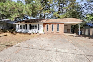1514 Walnut St, Arkadelphia, AR 71923