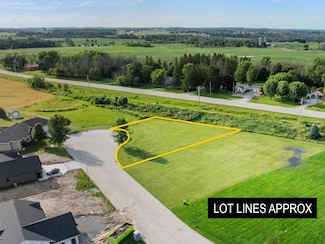 Lt3 Ridgeway Ct, Manitowoc, WI 54220