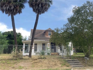 410 W Saint Joseph Ave, San Diego, TX 78384