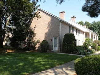 6 Mansion Woods Dr Unit A, Agawam, MA 01001