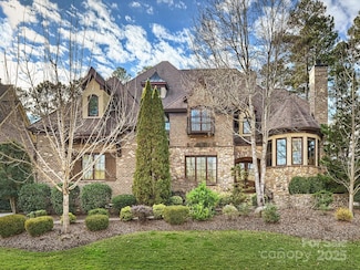 9029 Pine Laurel Dr, Matthews, NC 28104