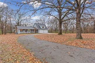 14812 Shipe Rd, Gravette, AR 72736