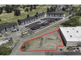 324 Dakota St, Sutherlin, OR 97479