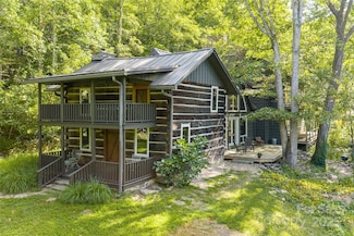 147 Dye Leaf Rd, Fairview, NC 28730