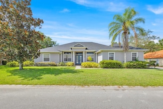 832 Ashton Oaks Cir, Lakeland, FL 33813