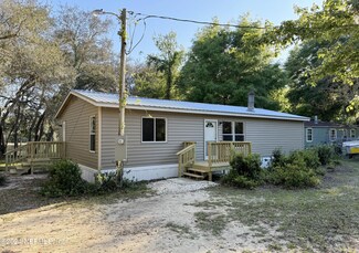 125 Hemlock St, Interlachen, FL 32148
