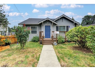 618 N 1st Ave, Kelso, WA 98626