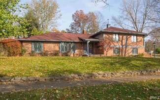 2221 E Covenanter Dr, Bloomington, IN 47401
