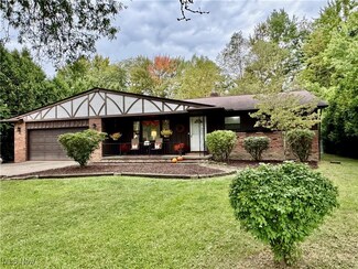 16624 Howe Rd, Strongsville, OH 44136
