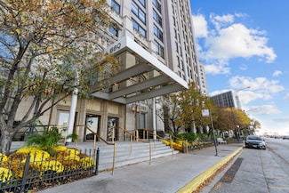 680 N Lake Shore Dr Unit 1103, Chicago, IL 60611