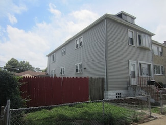 7535 W 58th Place, Summit Argo, IL 60501