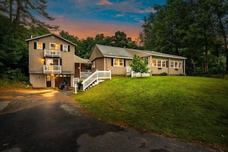 674 Thompson Rd Unit 1 & 2, Pembroke, NH 03275