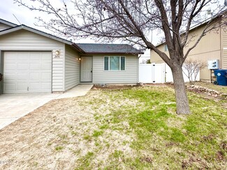 2454 SW Wickiup Ct, Redmond, OR 97756