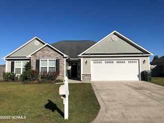 3301 Hardee Farms Dr, New Bern, NC 28562