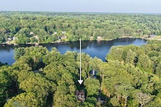 68 Old Dike Rd, Trumbull, CT 06611