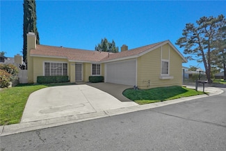 28617 Greenville Cir, Highland, CA 92346