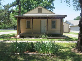 151 S Gordon St, Wichita, KS 67213