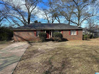 2220 2nd Place NW, Center Point, AL 35215