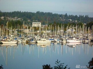 920 East Bay Dr NE Unit 202, Olympia, WA 98506