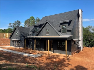 248 W Old Pendleton Rd, Central, SC 29630