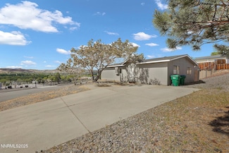 520 Wall Canyon Dr, Sun Valley, NV 89433