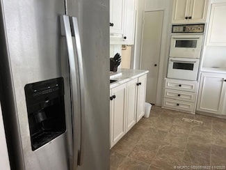 6311 Dogwood Ln, Lake Worth, FL 33462