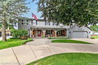 1840 Lyster Ct, Troy, MI 48085